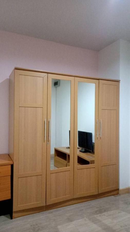 Nop Place Bangna Ban Bang Phrao Exterior foto