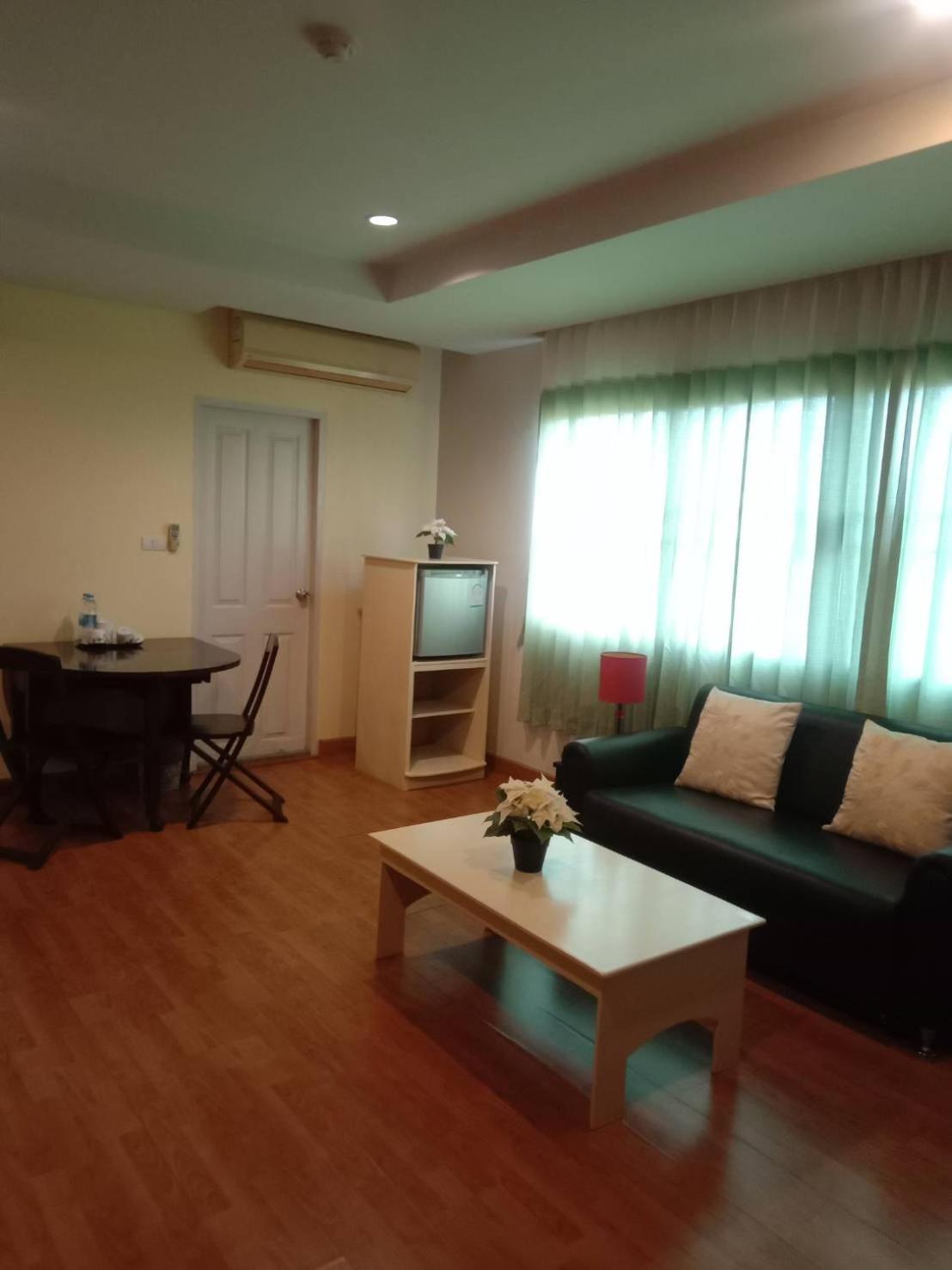 Nop Place Bangna Ban Bang Phrao Exterior foto