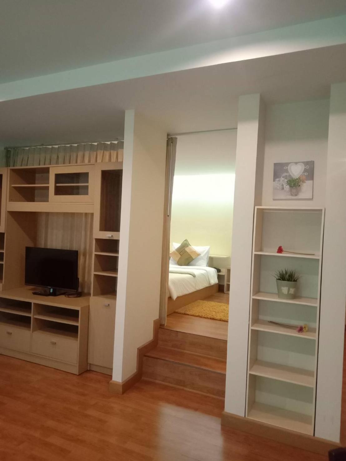 Nop Place Bangna Ban Bang Phrao Exterior foto