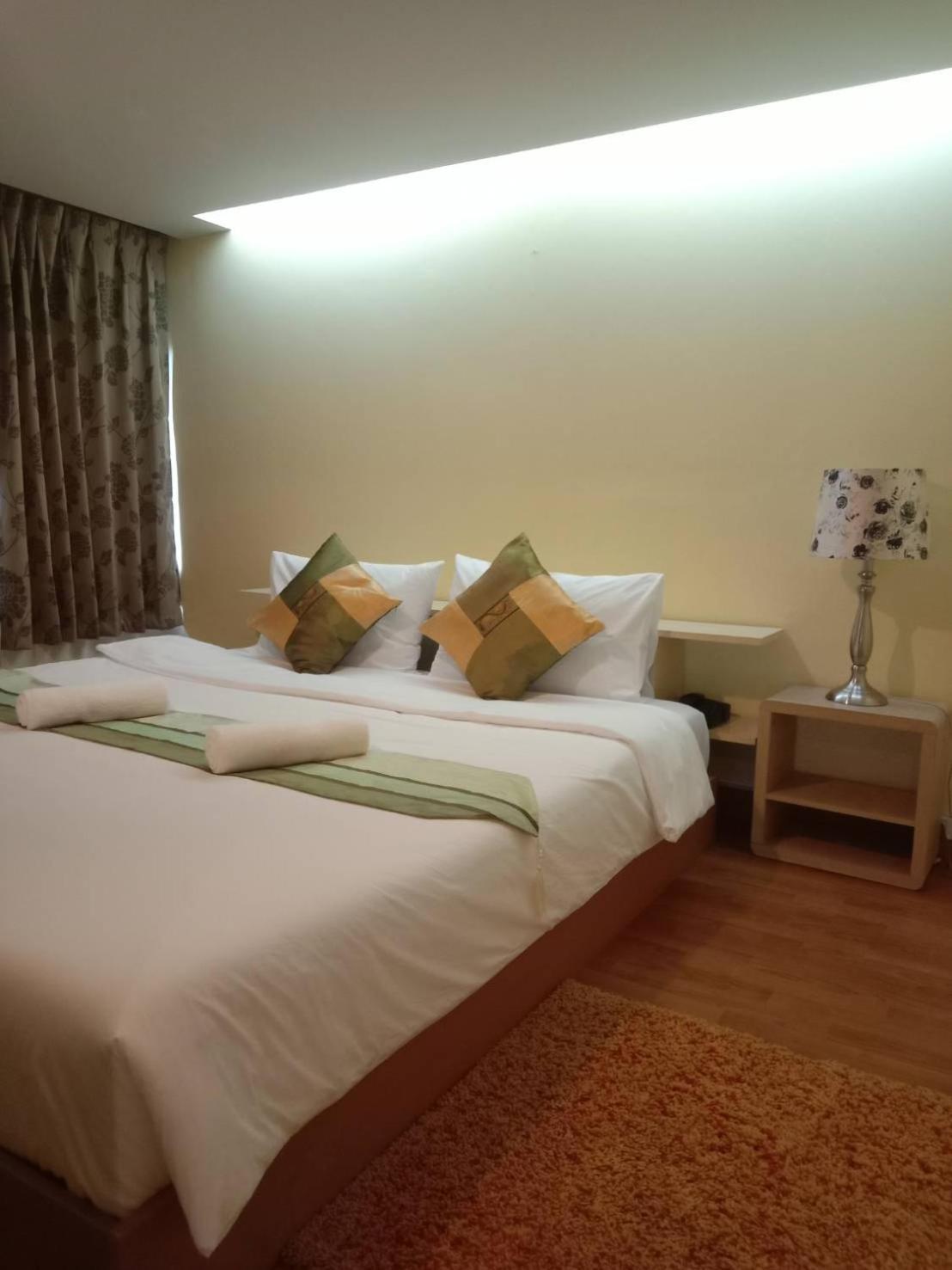 Nop Place Bangna Ban Bang Phrao Exterior foto